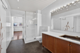 Badezimmer 2.OG